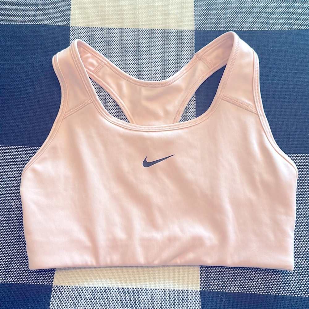 Nike sport bra size small light pink